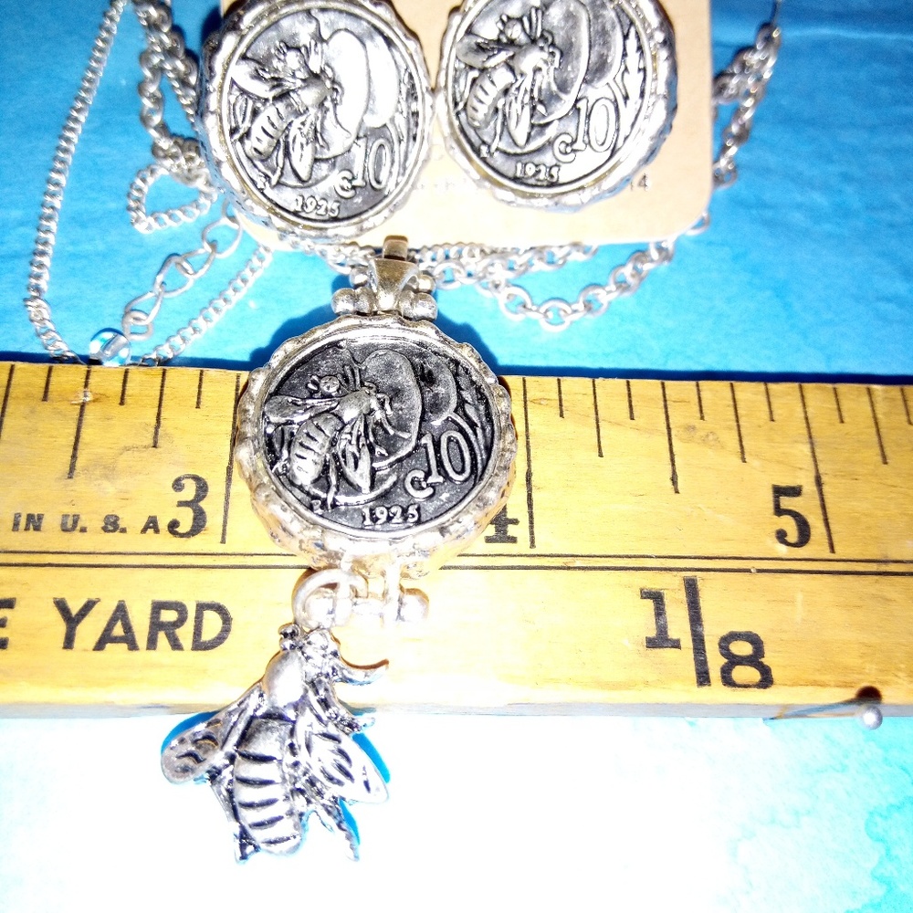 🆕 "Bees Knees"🐝Necklace & earring hypoallergenic